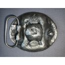 G&uuml;rtelschnalle Wolf mit Benzinfeuerzeughalter...